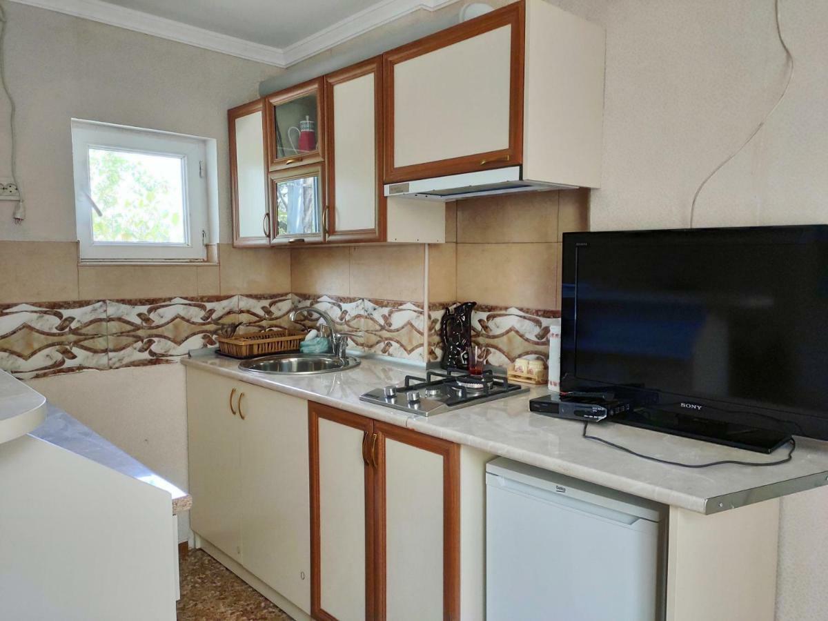 Guesthouse Ttt Тбілісі Екстер'єр фото
